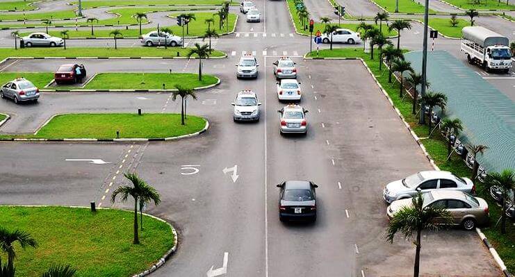 Học lái ô tô hạng B1